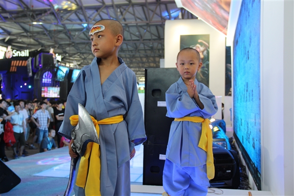 ChinaJoy 2013 走马观花:福利你懂的