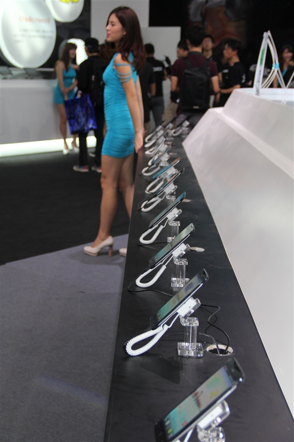 ChinaJoy 2013 走马观花:福利你懂的