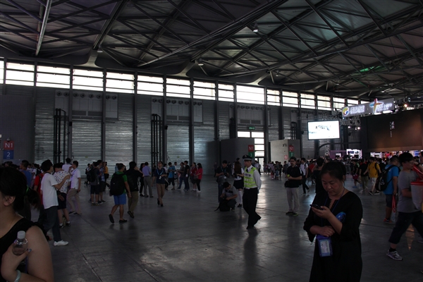 ChinaJoy 2013 走马观花:福利你懂的