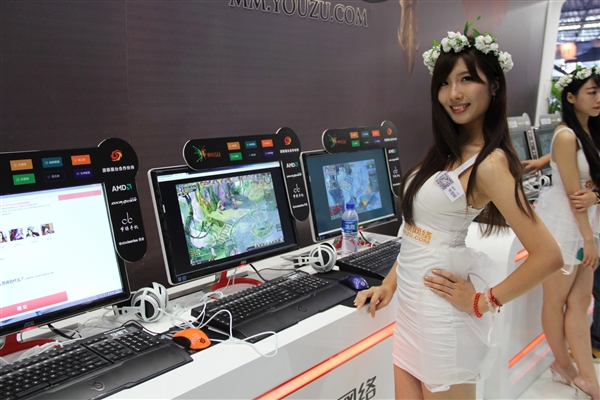 ChinaJoy 2013 走马观花:福利你懂的