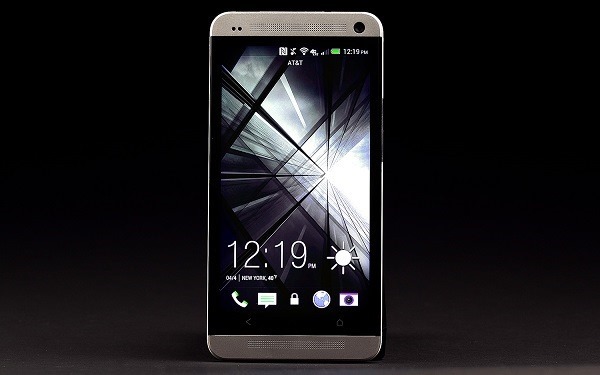 htc-one-main-screen