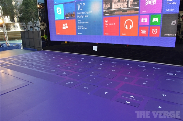 ΢383  Surface Pro 2 ׶