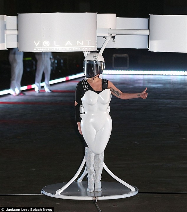 Lady Gaga “̨”6 ˻