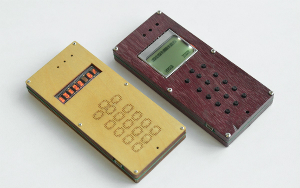 laser-cut-DIY-cellphones-by-david-mellis-designboom04