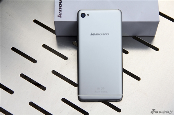 1999 Ԫ“iPhone 6”ͼ