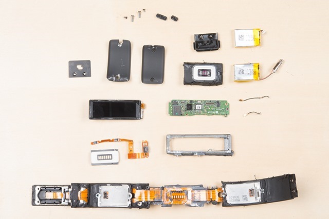 Microsoft_Band_Teardown-30