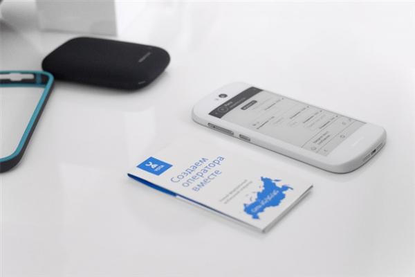 习大大双屏手机降至 3988 元新增熊猫配色