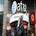 AT&T͵͵